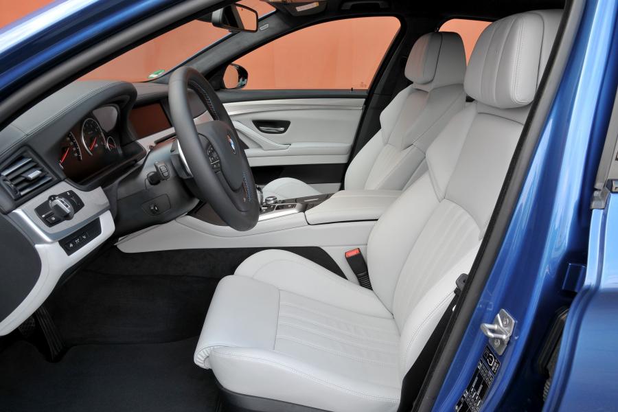  BMW M5 2011 года  (фото 55 из 344)